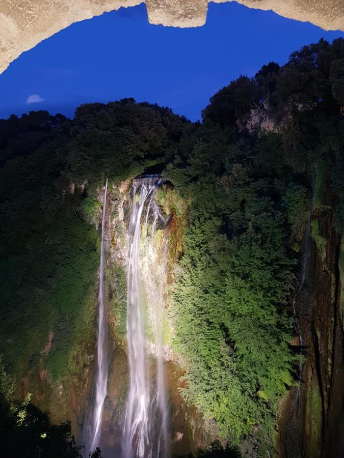 Appartamento Cascate Delle Marmore 外观 照片